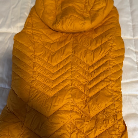 Michael Kors Mustard Puffer Jacket Size S - Picture 5 of 6